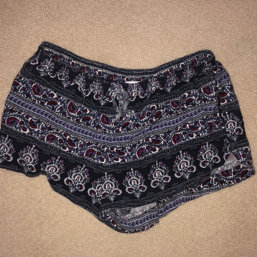 Patterned shorts